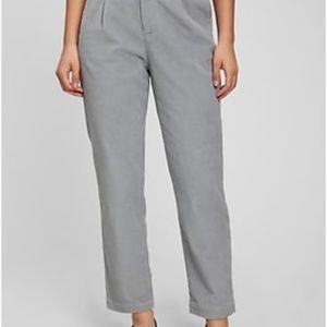 BNWT gap corduroy jogger pants